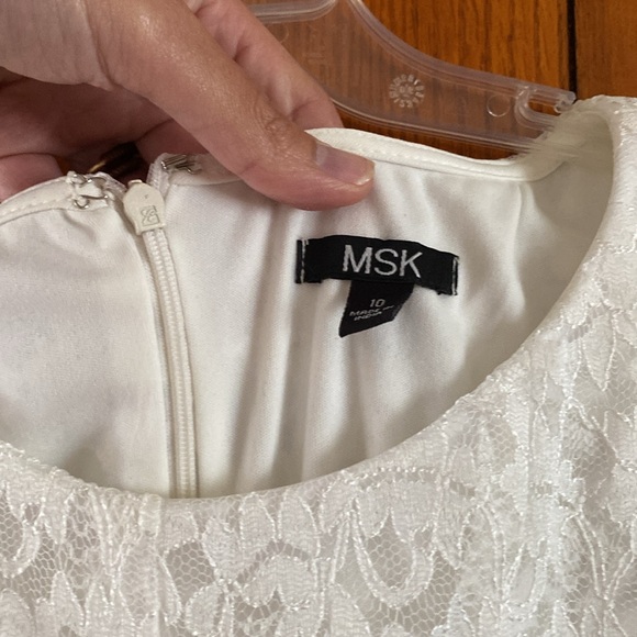 MSK Gold and White A-Line Scoop Neck Sleeveless Dress - Picture 5 of 6